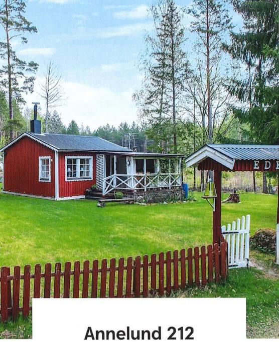 Eden Villa Örebro Buitenkant foto